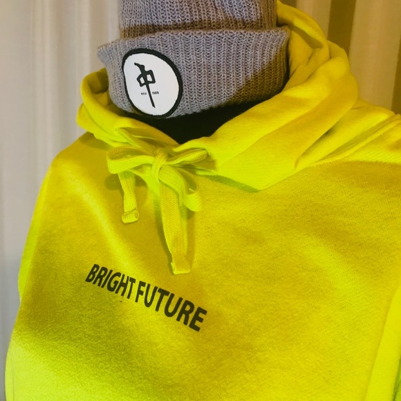 Really cool Hoodie 🔥 - Picture 2 of 2